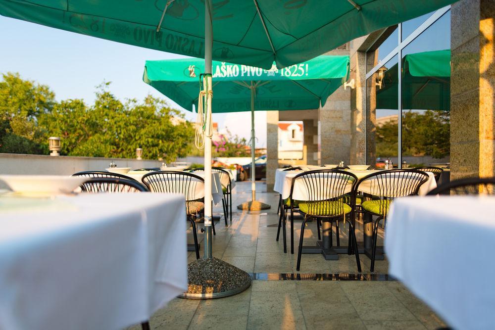 Downtown Private Rooms Mandic Supetar Ngoại thất bức ảnh